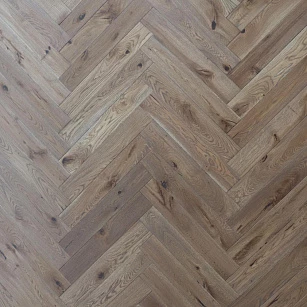 Паркет Елка Английская PolarWood Дуб IBERIAN HB (1,08 м2) в интерьере