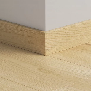 Плинтус ПВХ прямой для LVT Pergo PGVSK40018 Бежевый дуб 2400х12х58 в интерьере