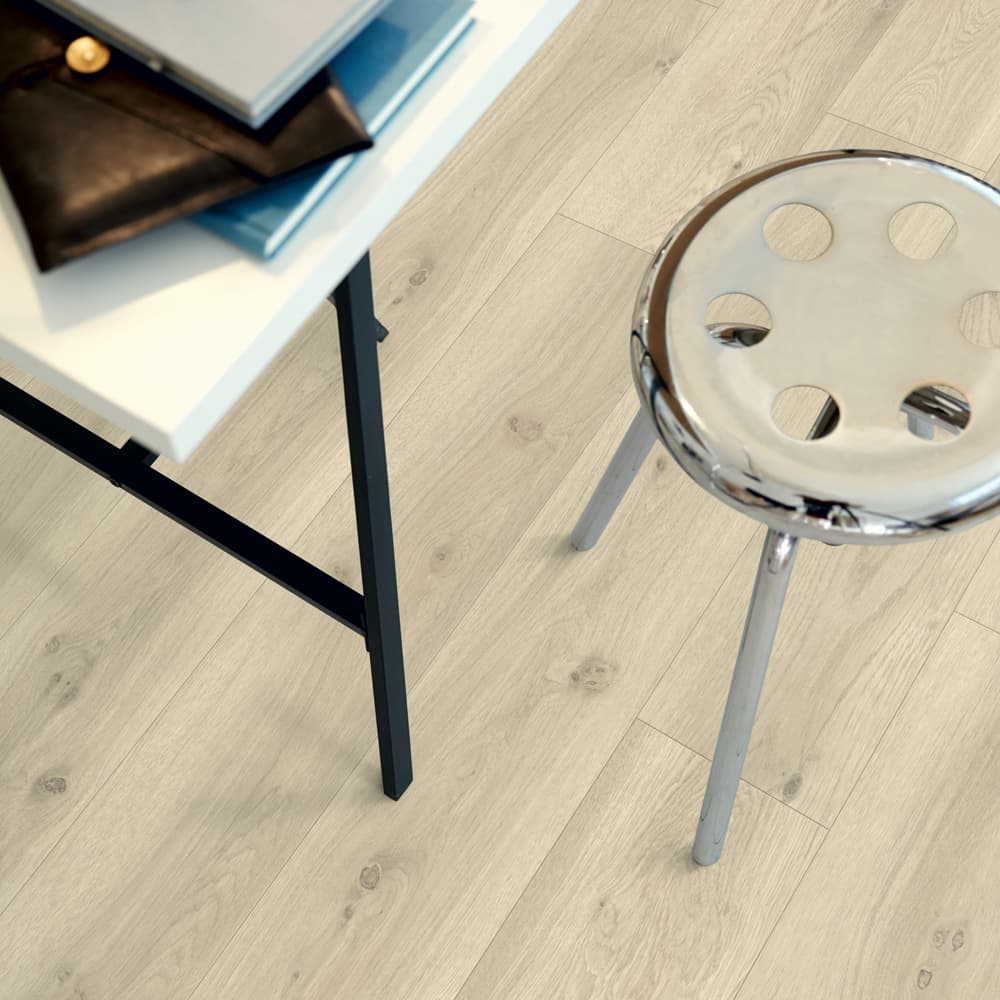 Плитка ПВХ Pergo Classic Plank Premium Click V2107-40017 Дуб современный серый (2,105)